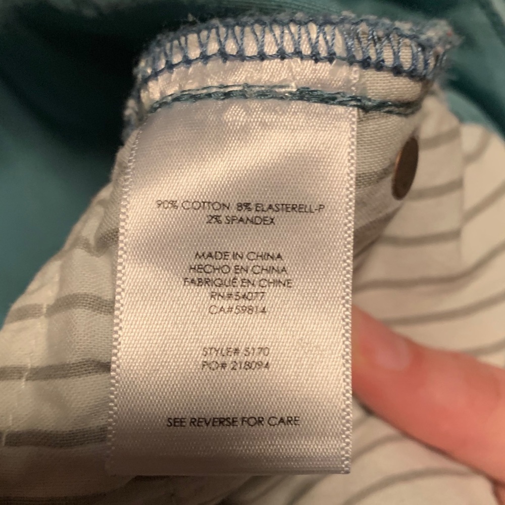 SOLD Cabi Tidal Curvy Skinny Jeans - Picture 9 of 9